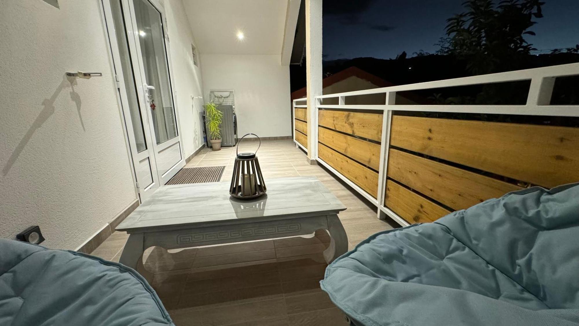 Grand Studio Charmant, Tout Equipe… Saint-Denis Exterior foto